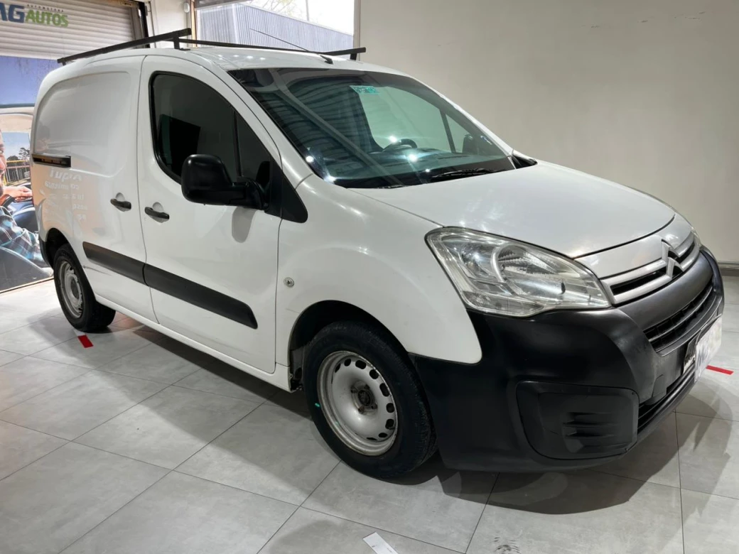 imagen 0 de vehiculo con id 2243